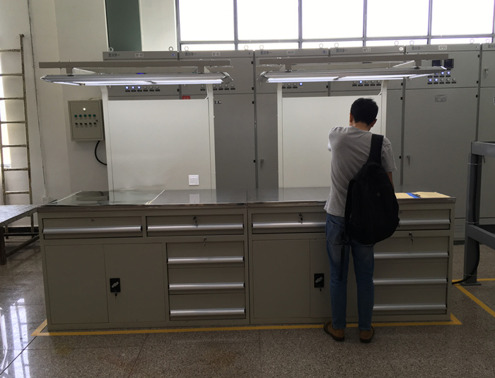 不銹鋼工作臺 不銹鋼工作臺